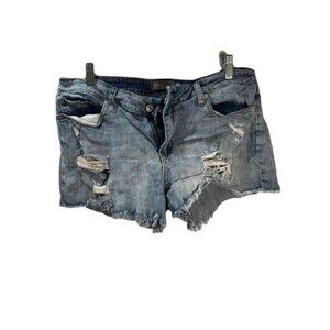 Distressed Denim Jean Shorts With Frayed Hems & Ripped Details Womens Casual Sty